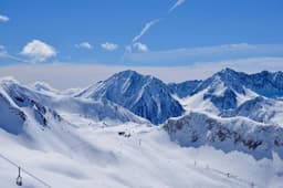 Spain Moves to Ban Smoking at Ski Resorts Under New Tobacco Law