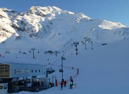 British Skier Dies in Off-Piste Fall at Les Arcs: Early Season Risks Highlighted